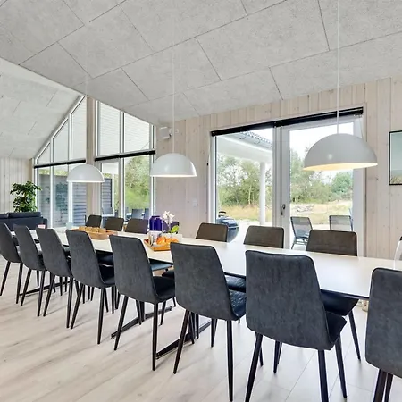 Jorn - 75m From The Sea By Interhome