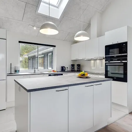 Jorn - 75m From The Sea By Interhome Feriehus *